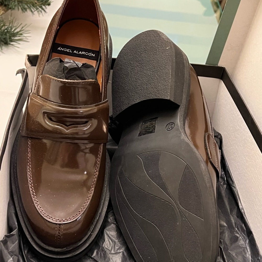 Brown Loafers Angel Alarcón. Made in Spain